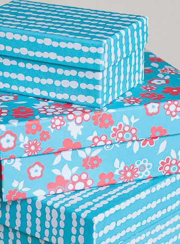 pearl-nested boxes
